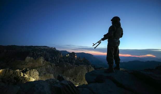 3 terörist daha PKK’dan kaçarak teslim oldu