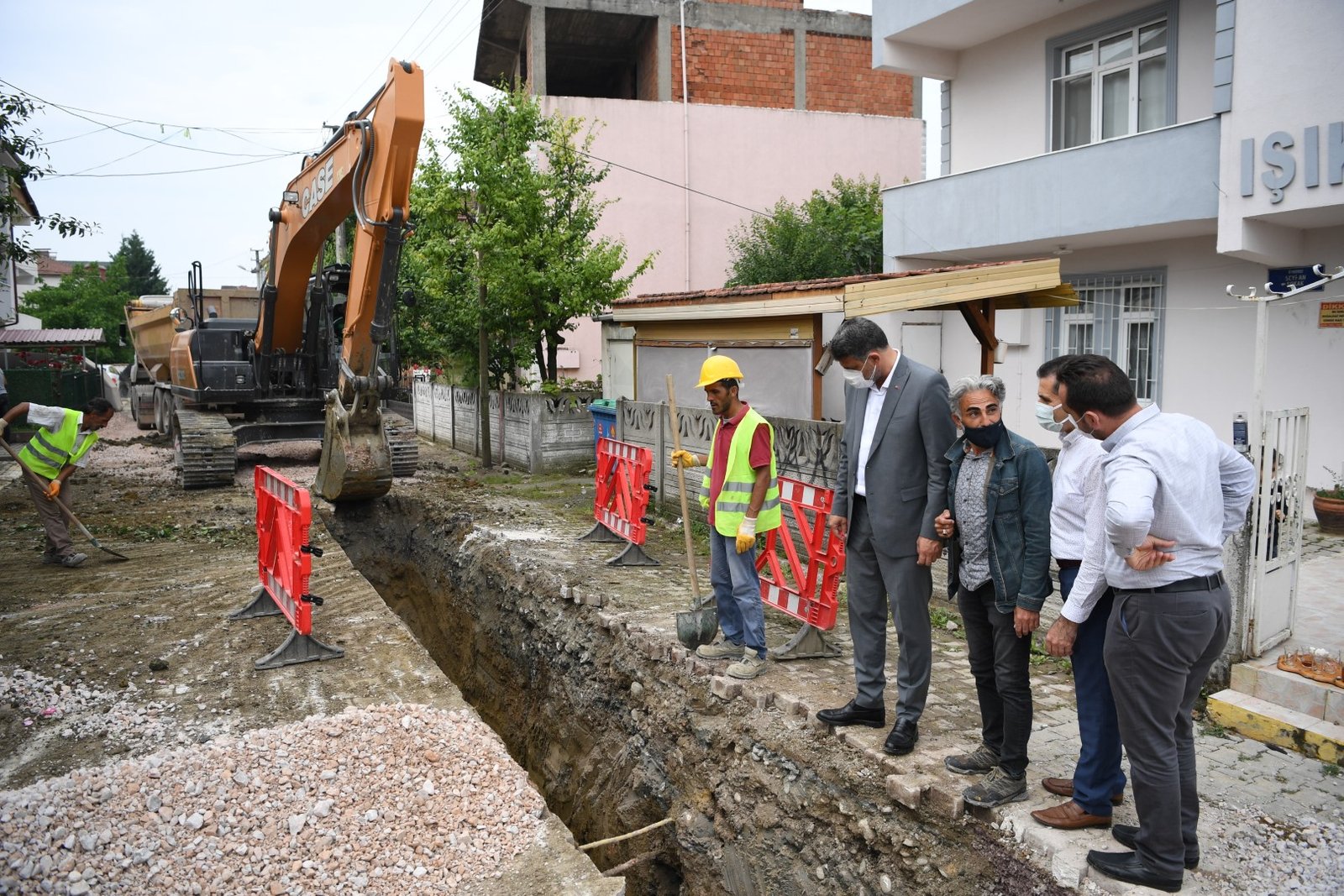 Kartepe’de Alt yapı – Üstyapı hız kesmiyor