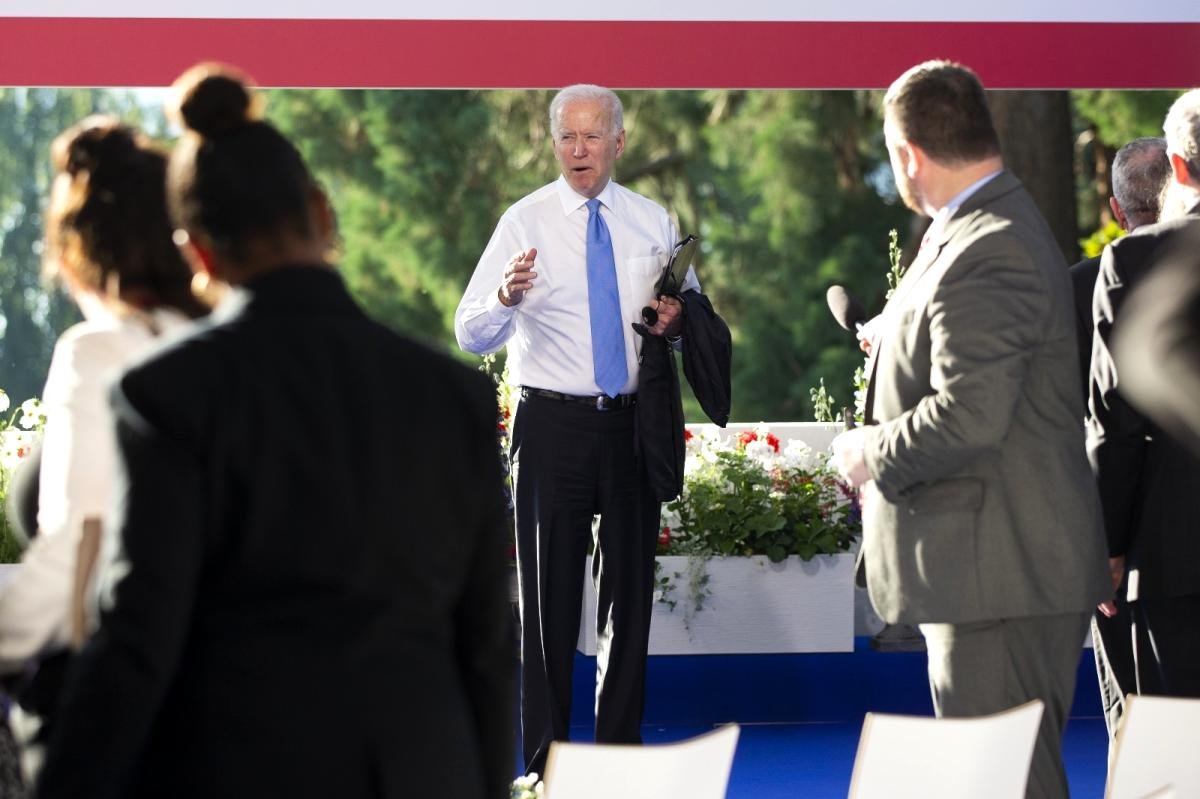 ABD başkanı değişiyorlar, huyları değişmiyor! Trump’tan sonra Biden da gazeteci azarladı