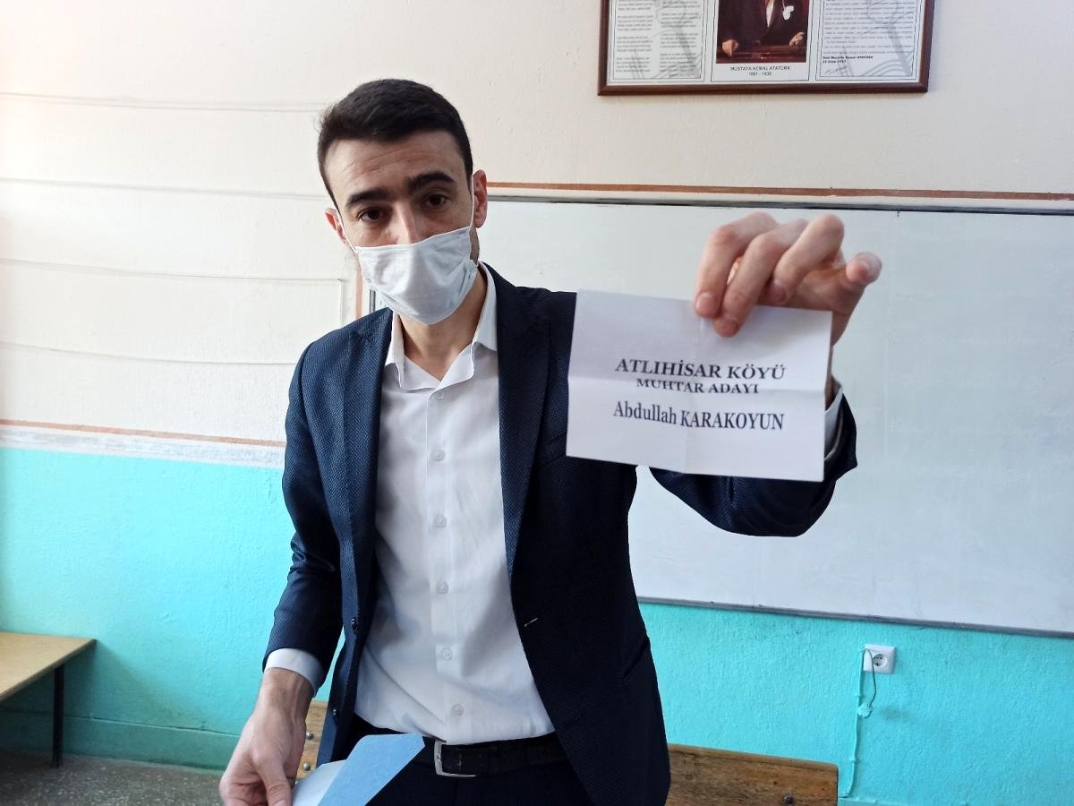 Atlıhisar köyünde Muhtar Adayı Abdullah Karakoyun, 64 oy farkıyla zafere ulaştı
