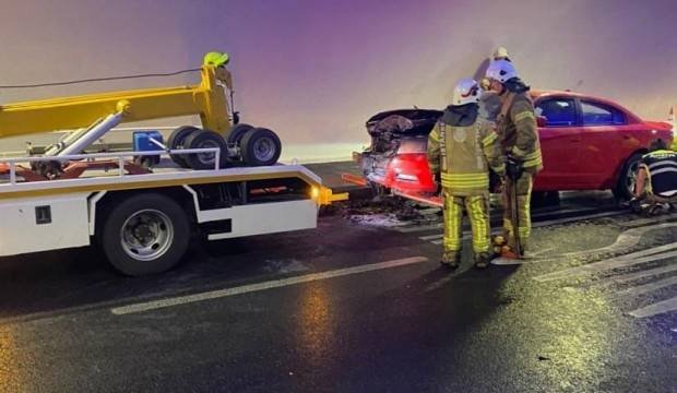 Avrasya Tüneli’nde araç yangını: Trafik kilitlendi