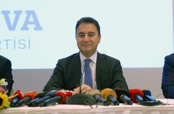 Babacan: Ülkemiz her anlamda zor bir dönemden geçiyor
