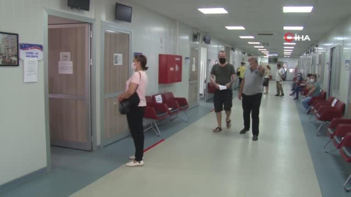 Bakan Koca’nın paylaştığı 1 günde 224 kişiye aşı yapan Sabire hemşire konuştu