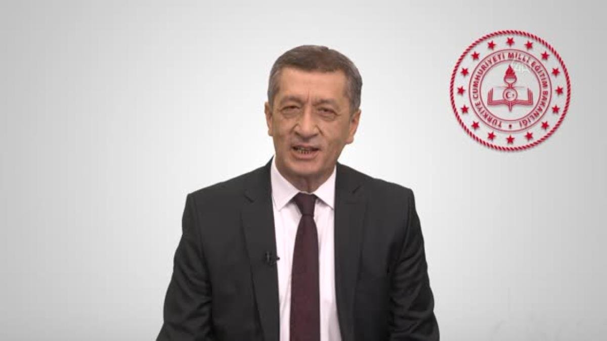 Bakan Selçuk, “Yeni Nesil Eğitim, Yeni Neslin Eğitimi” seminerine video mesaj gönderdi