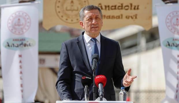 Bakan Selçuk’tan iddialara ilişkin açıklama: Feragat ettim!