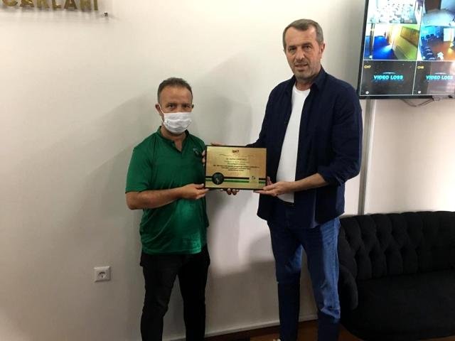 Başkan Hürriyet, saffet Sancaklı’yı unutmadı