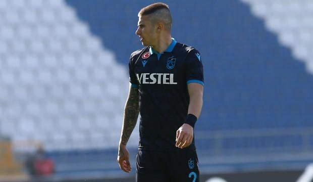 Berat Özdemir’den transfer itirafı! ‘Havalara uçtum’