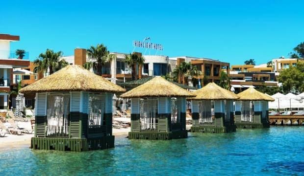 Bodrum’da yine fiyatlar tavan yaptı: Loca ücreti 10 bin, dürüm 400 lira