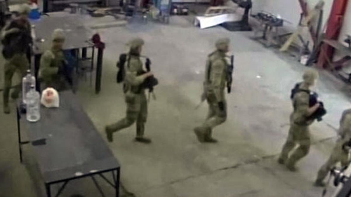 Bulgaristan’da ABD askerlerinin bir fabrikaya yanlışlıkla düzenlediği baskın paniğe neden oldu
