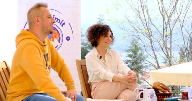 ‘Çay Simit İzmit’ ilk ünlü konuklarını ağırladı