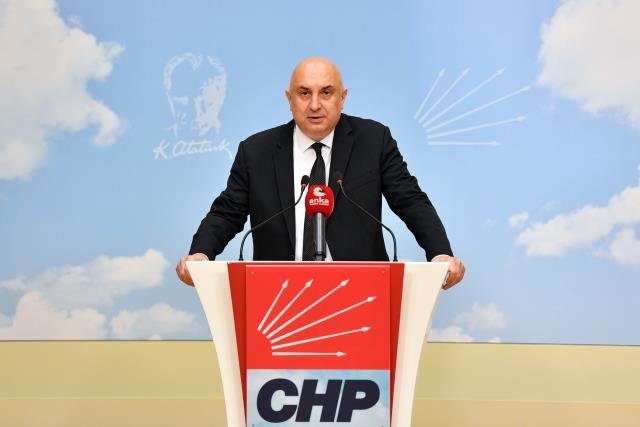 CHP Grup Başkanvekili Engin Özkoç, parti genel merkezinde basın toplantısı düzenledi Açıklaması