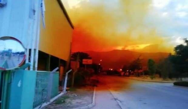 Fabrikanın asit tankı patladı, gökyüzünü asit bulutu kapladı
