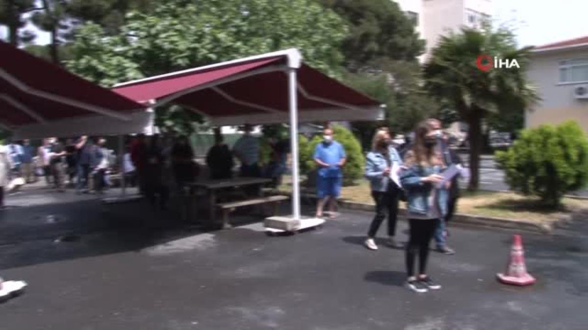 Fatih Sultan Mehmet Eğitim Araştırma Hastanesi’nde tam kapasite aşılama çalışmaları devam ediyor