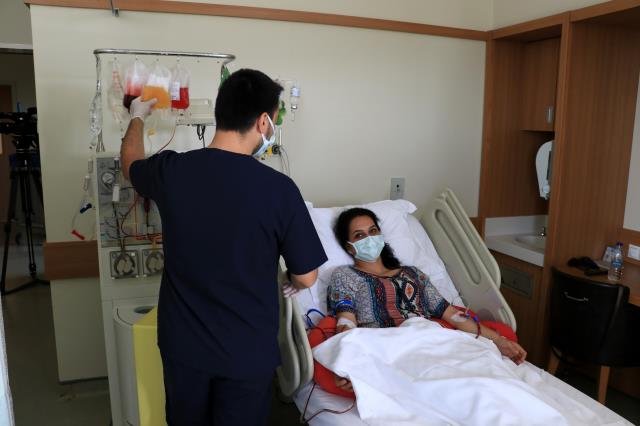 Genç kadın kök hücre bağışıyla 3 yılda 2 bebeğe “hayat” verdi