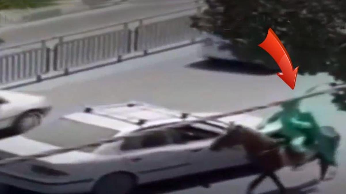 İran’da “sahte mehdi” paniği! Elinde kılıçla at üzerinde ortalığı birbirine kattı
