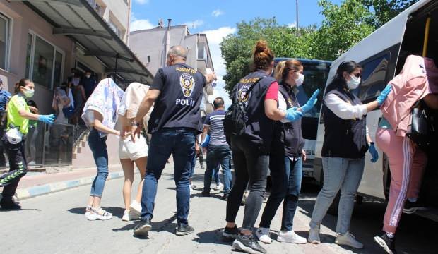 İş vaadiyle kandırıp, fuhşa zorlamışlar; 28 gözaltı