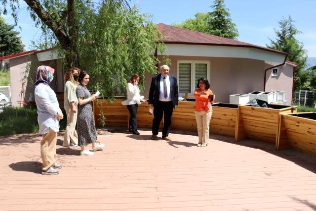 İzmit Belediyesi, Alzheimer Yaşam Evi’nde KOÜ ile ortak çalışacak