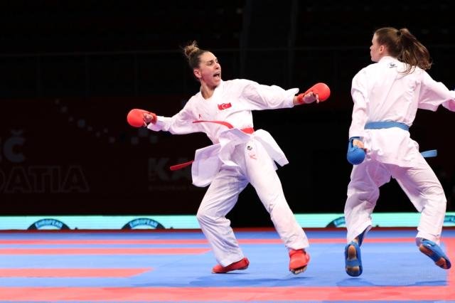 Kağıtsporlu Gülsen’den Avrupa ikinciliği