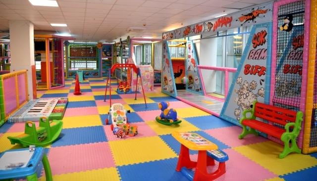 Kartepe çocuk oyun evi çalışmalarında sona gelindi
