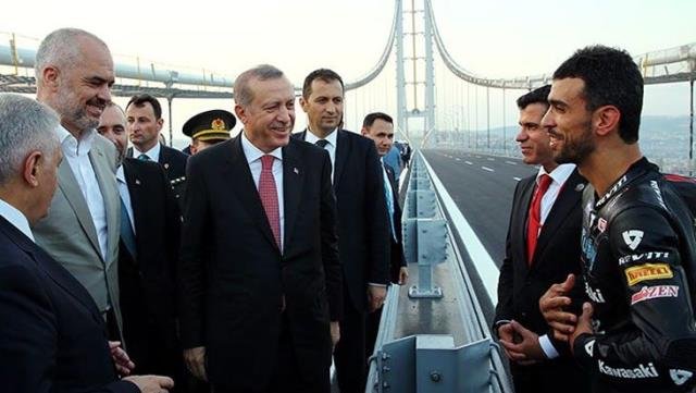 Kenan Sofuoğlu’ndan çok konuşulacak milletvekilliği itirafları! Berat Albayrak’la aralarında geçen konuşmayı da ilk kez anlattı