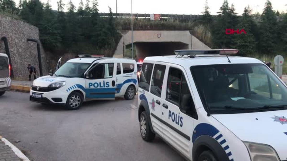 KOCAELİ ALKOL ALAN GRUP, KENDİLERİNİ UYARAN 2 POLİS MEMURUNA SALDIRDI: 9 GÖZALTI