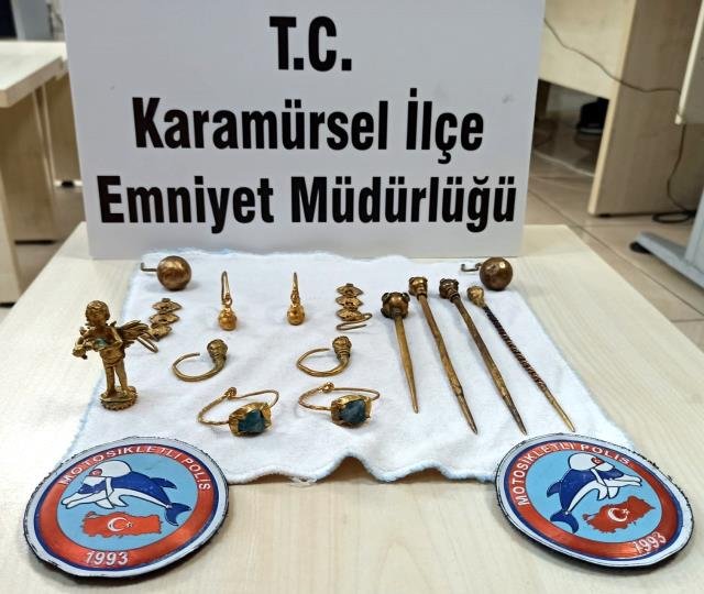 Kocaeli’de araçlarında tarihi eser ele geçirilen 2 kişiye adli işlem uygulandı