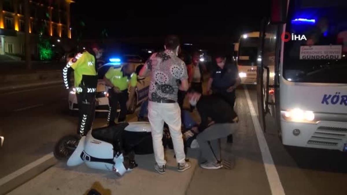Kontrolden çıkan motosiklet önce kaldırıma çarptı, sonra yola savruldu: 2 yaralı