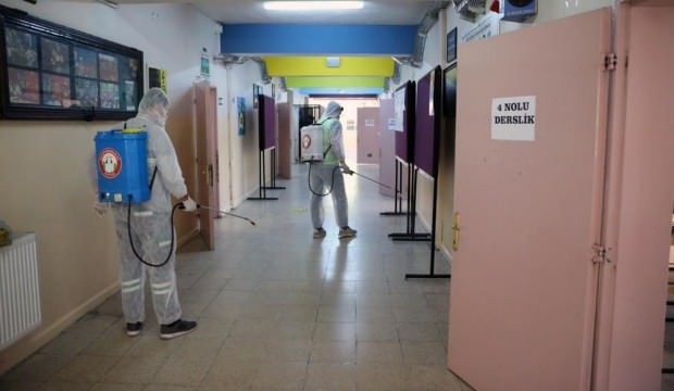 LGS Öncesi okulların dezenfeksiyonları yapıldı