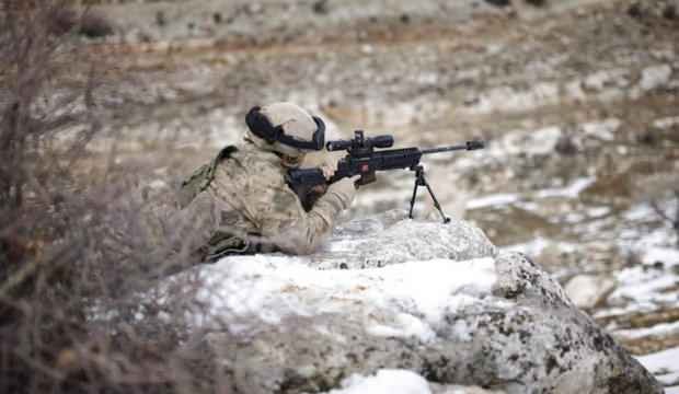 Mehmetçik Kuzey Irak’ta teröristlere göz açtırmıyor