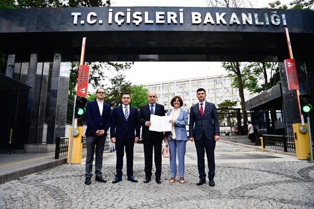 Memleket Partisi’nin kuruluş dilekçesi İçişleri Bakanlığı’na verildi