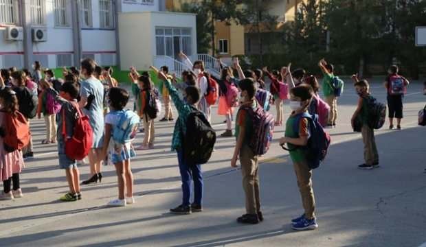 Niğde’de ilkokul öğrencileri yüz yüze eğitime başladı!