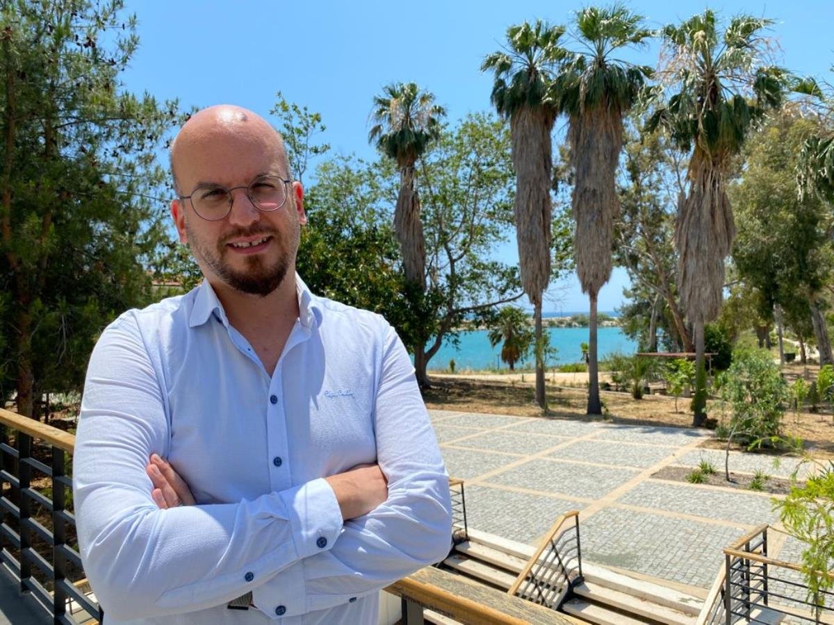 ODTÜ araştırma gemisi Bilim-2, deniz salyalarını takip için Marmara Denizi’nde seyrüseferde