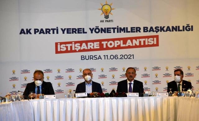 Özhaseki: “İstanbul ve Ankara belediyeleri algı ile yönetiliyor”