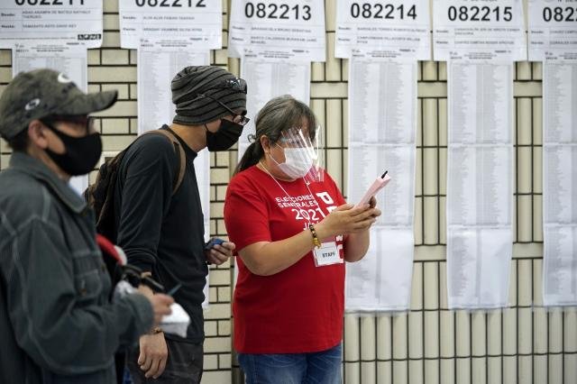 Peru devlet başkanı seçiminin 2’inci turu için sandık başında