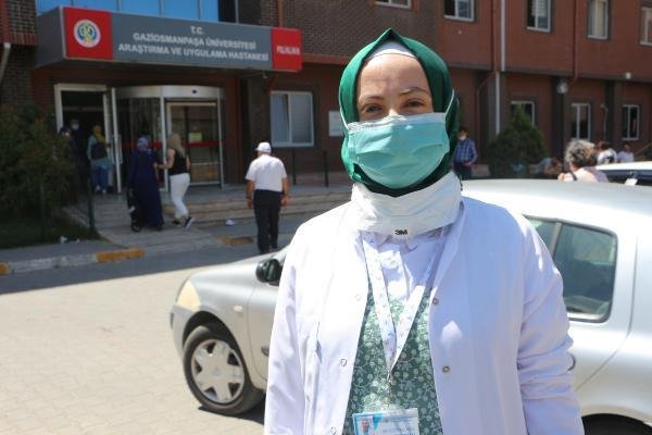 ‘Sıcakta nemlenen maske sık sık değiştirilmeli’