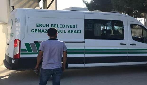 Siirt’te otomobil şarampole devrildi: 2 ölü, 1 yaralı