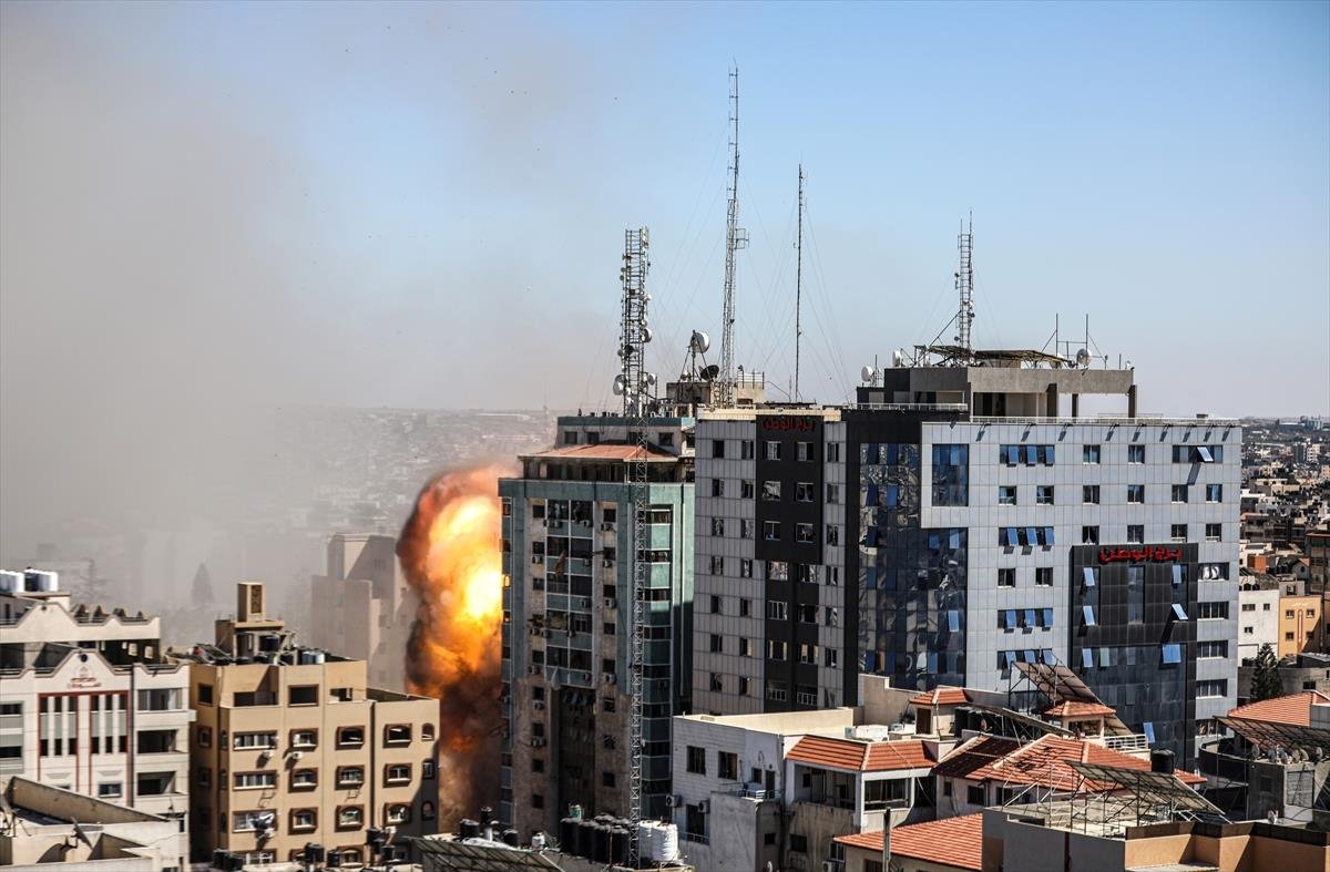 Son Dakika: Beyaz Saray’dan medya kuruluşlarının olduğu binayı vuran İsrail’e uyarı