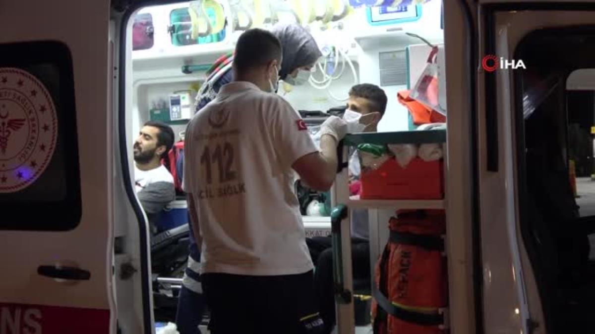 Son dakika haberi… Alkollü sürücü trafik denetim noktasına daldı: 1’i polis memuru 3 yaralı