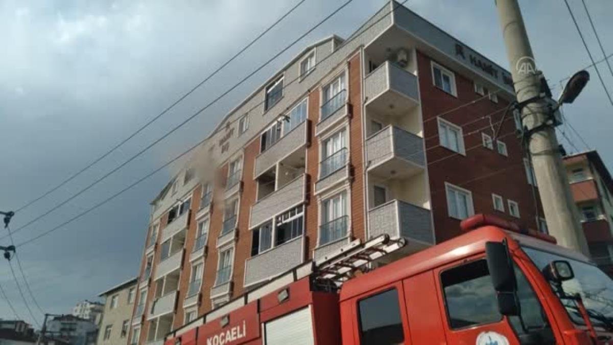 Son dakika haberi: Bir apartmanda çıkan yangın söndürüldü