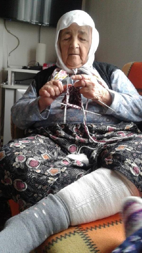 Son dakika haberleri | Ana-oğul, 25 gün arayla koronavirüsten öldü