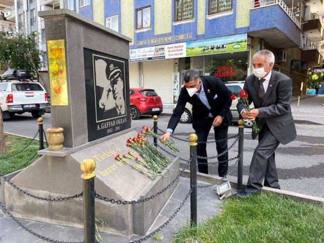 Son dakika haberleri! CHP Elazığ Milletvekili Gürsel Erol, şehit emniyet müdürü Okan’ın anıtını ziyaret etti