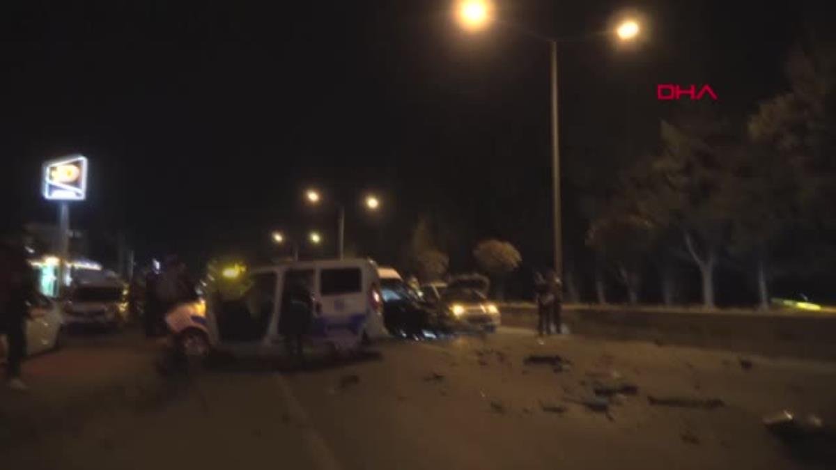 Son dakika haberleri | Polisi 90 kilometre peşine taktı, kovalamaca kazayla bitti 2 yaralı