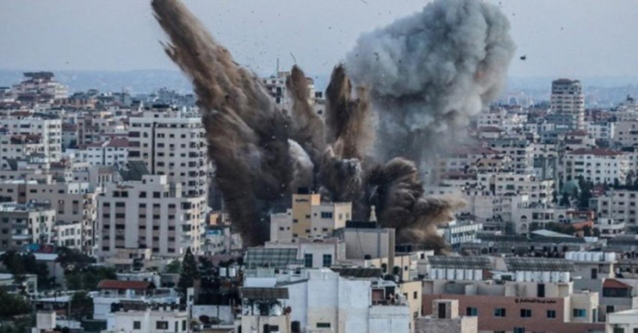 Son Dakika! İsrail, Gazze’de Çalışma ile Sosyal Kalkınma bakanlıklarının bulunduğu iki binayı bombaladı