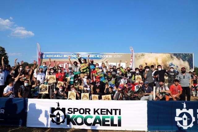Süper Enduro GP, Kocaeli’de tamamlandı yarışlar nefes kesti