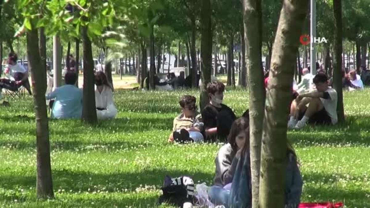 Tam kapanma sonrası sahiller doldu
