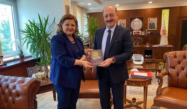 Tenzile Rüstemhanlı Bakan Vedat Bilgin’le görüştü