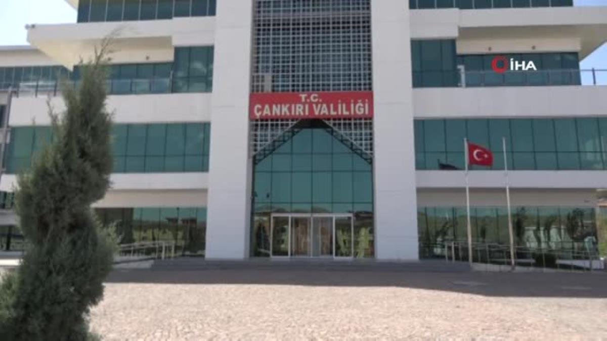Vali Ayaz “50 yaş grubunu 3 günde aşılayabiliriz”