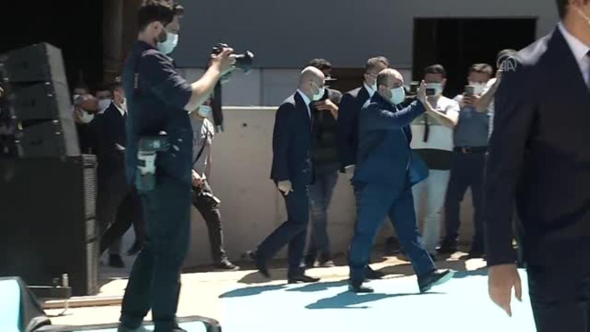 Varank: “Biz siyasetimizi bir hizmet yarışının üstüne kurmuş vaziyetteyiz”