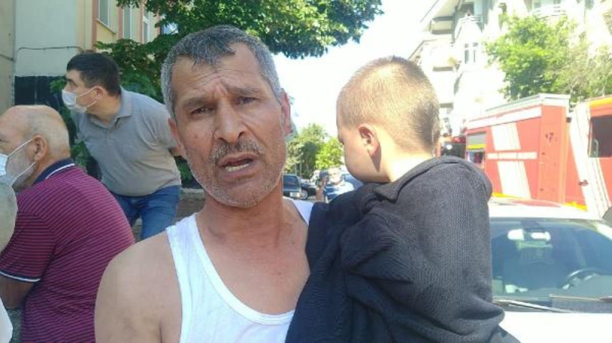 Yangında annesiyle mahsur kalan Ali’yi balkona tırmanan komşu kurtardı