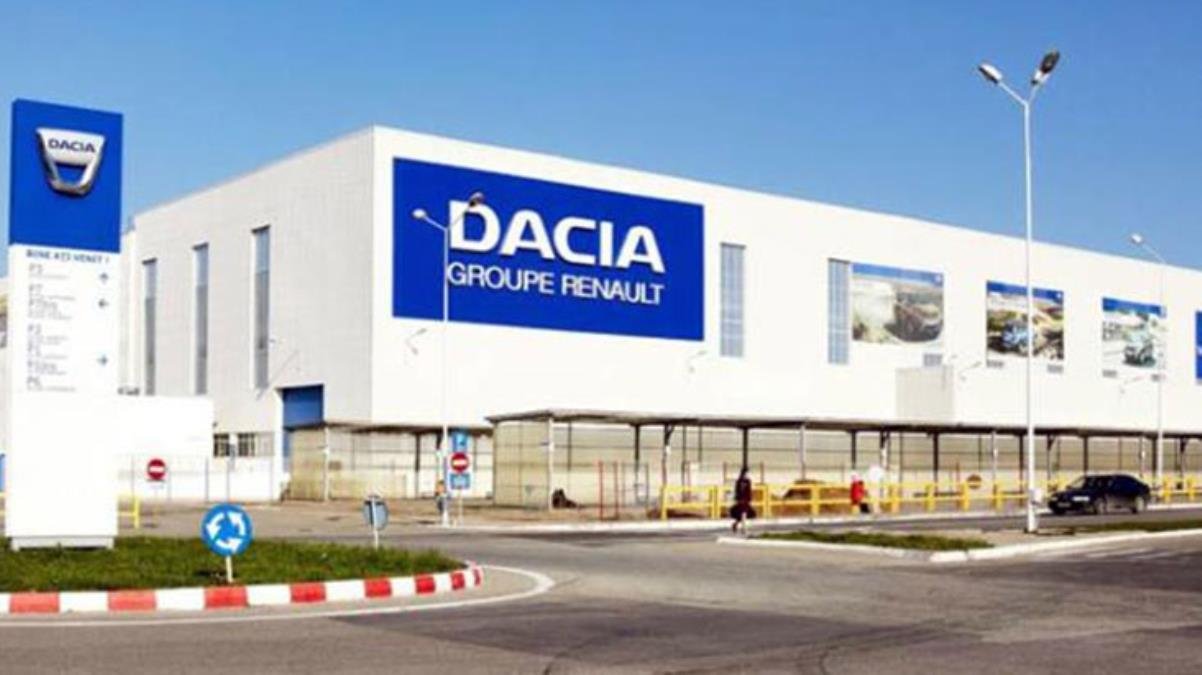 Yeni logosunu ve amblemini tanıtan Dacia, 2022’yi bekliyor
